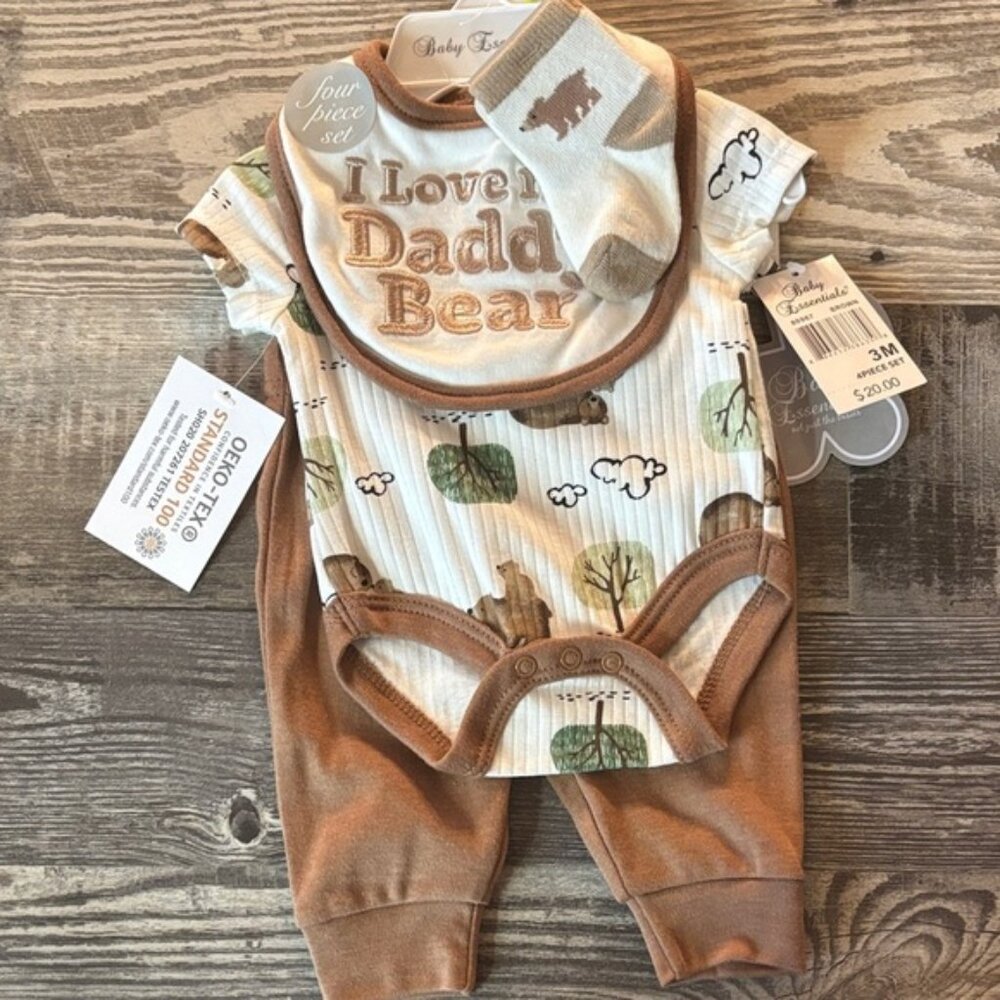 4 piece brown Bear baby set. Bib, socks